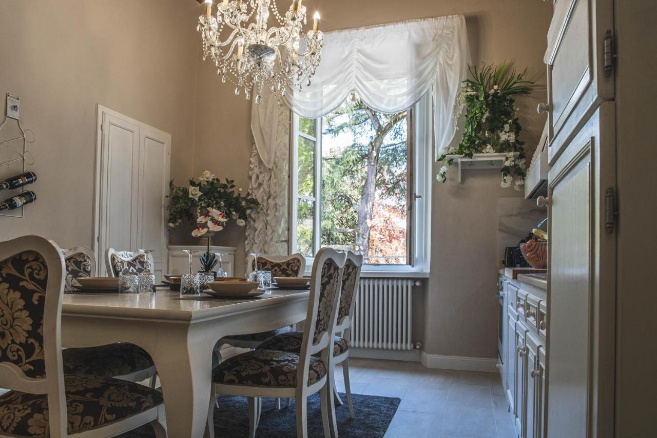 Belvedere Luxury Apartment, View On The Lucca Walls ภายนอก รูปภาพ