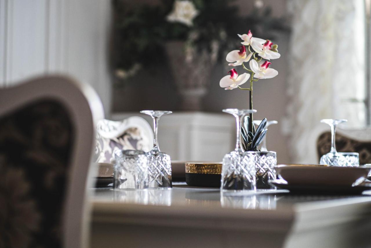 Belvedere Luxury Apartment, View On The Lucca Walls ภายนอก รูปภาพ