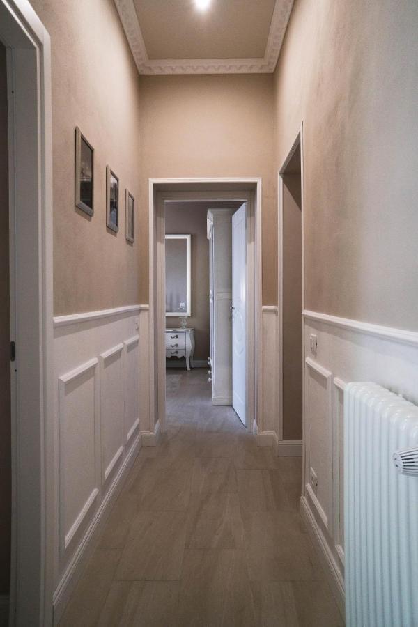Belvedere Luxury Apartment, View On The Lucca Walls ภายนอก รูปภาพ